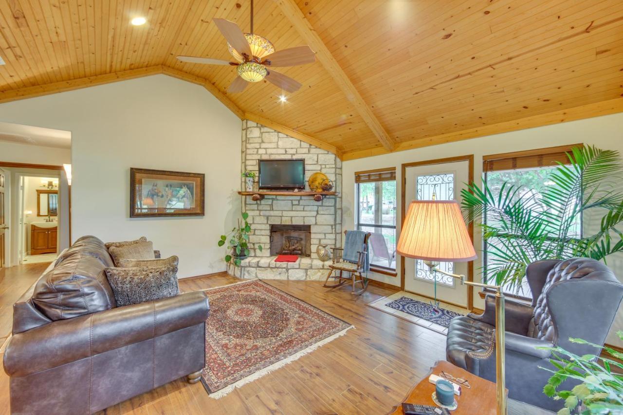 Dog-Friendly Wills Point Home With Grill On 10 Acres Кантон Экстерьер фото